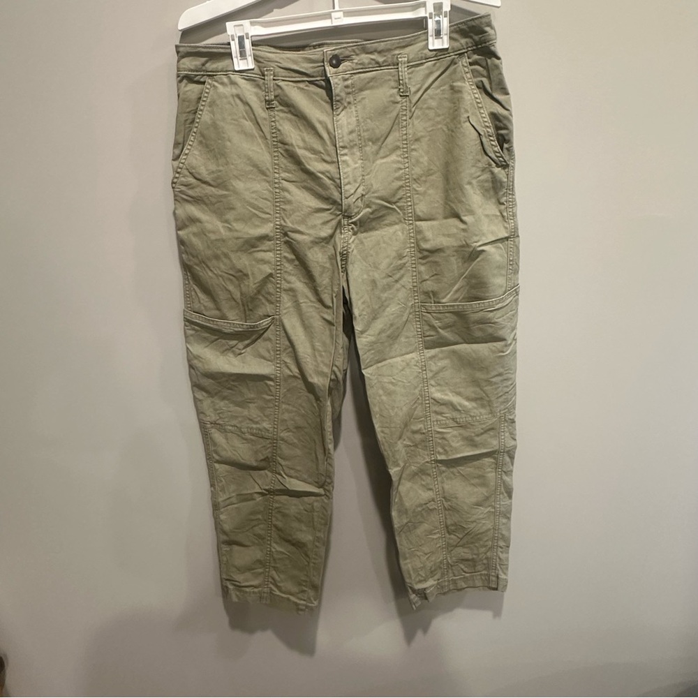 Universal Thread Women's Olive Cargo Pants